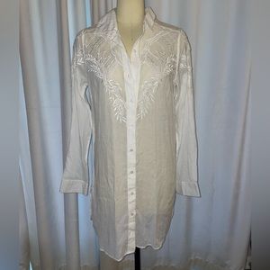 VeroAlfie Camita Pipita Embroidered Shirt Top